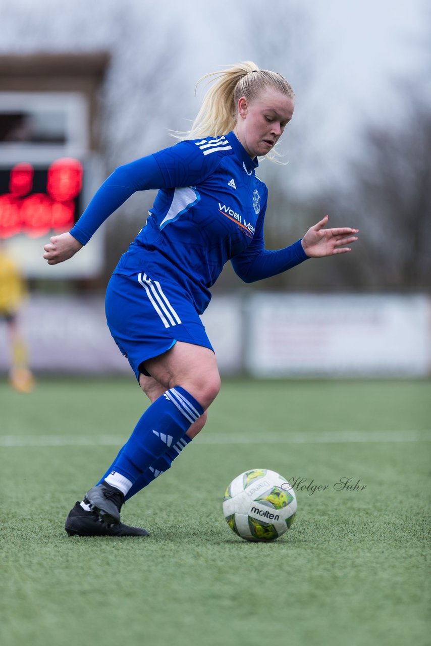 Bild 161 - F SSC Hagen Ahrensburg - SV Frisia Risum-Lindholm : Ergebnis: 1:2